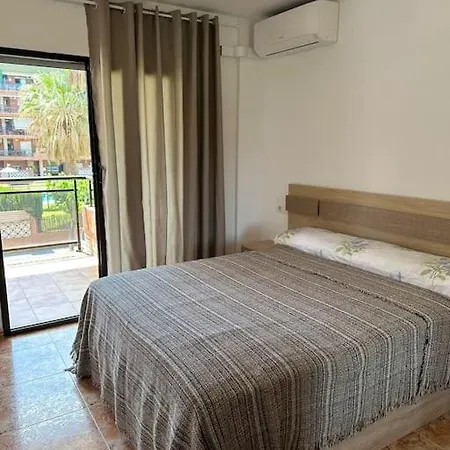 A Bright Spacious Flat For A Family * サロウ
