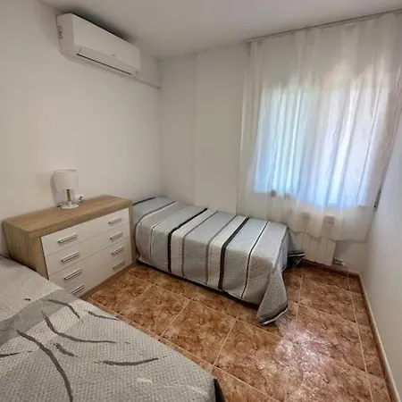 A Bright Spacious Flat For A Family Apartmán