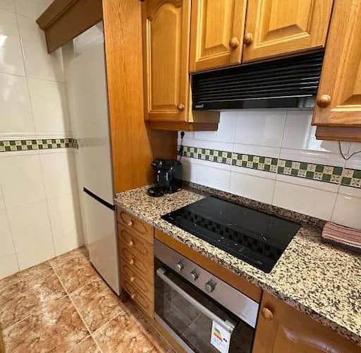 A Bright Spacious Flat For A Family شقة *