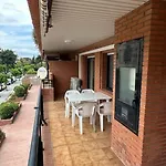 Apartament A Bright Spacious Flat For A Family *